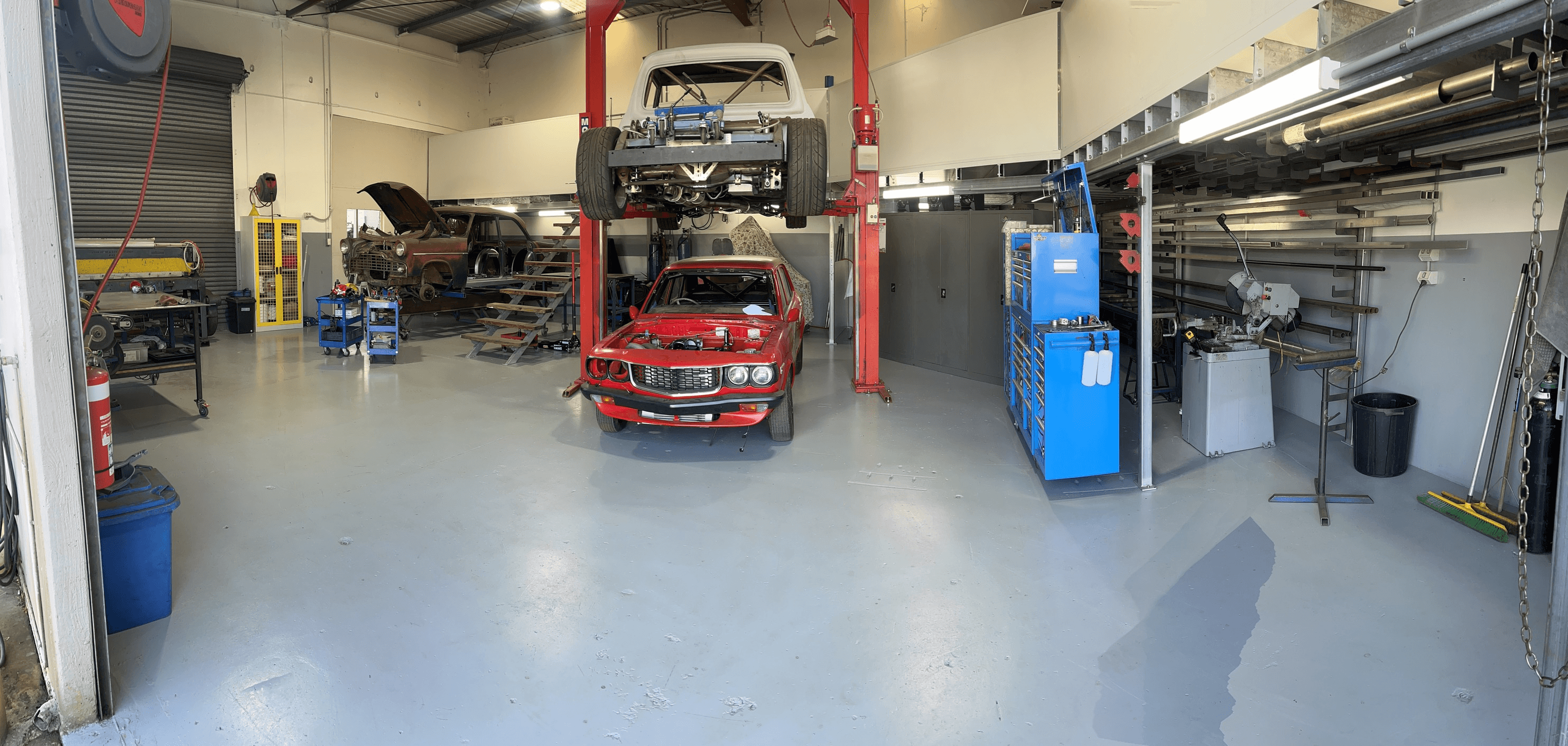 Monro Racecars fabrication floor entrance